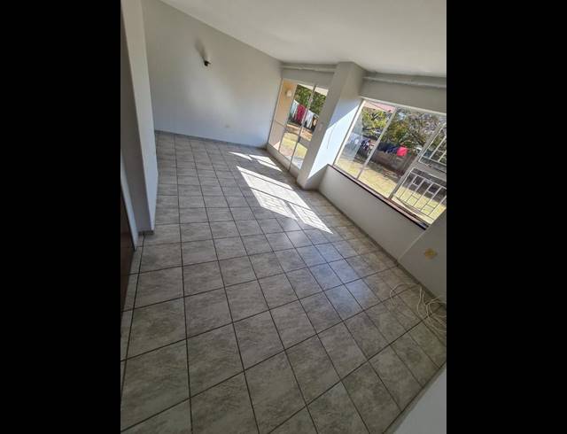 3 BEDROOM APARTMENT FOR SALE IN SASOLBURG CENTRAL